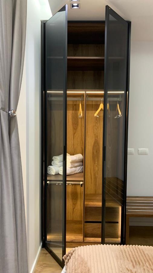 Pin Apartments Тирана Екстериор снимка