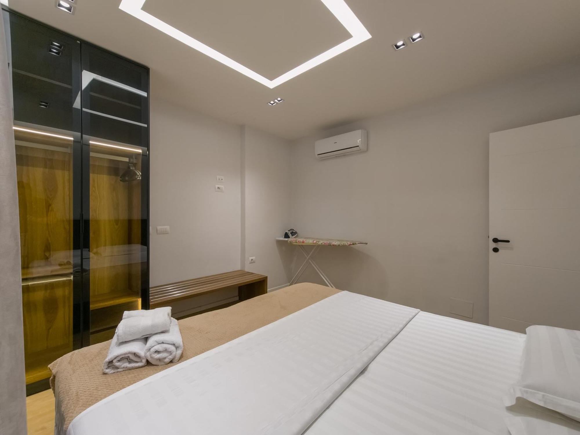 Pin Apartments Тирана Екстериор снимка