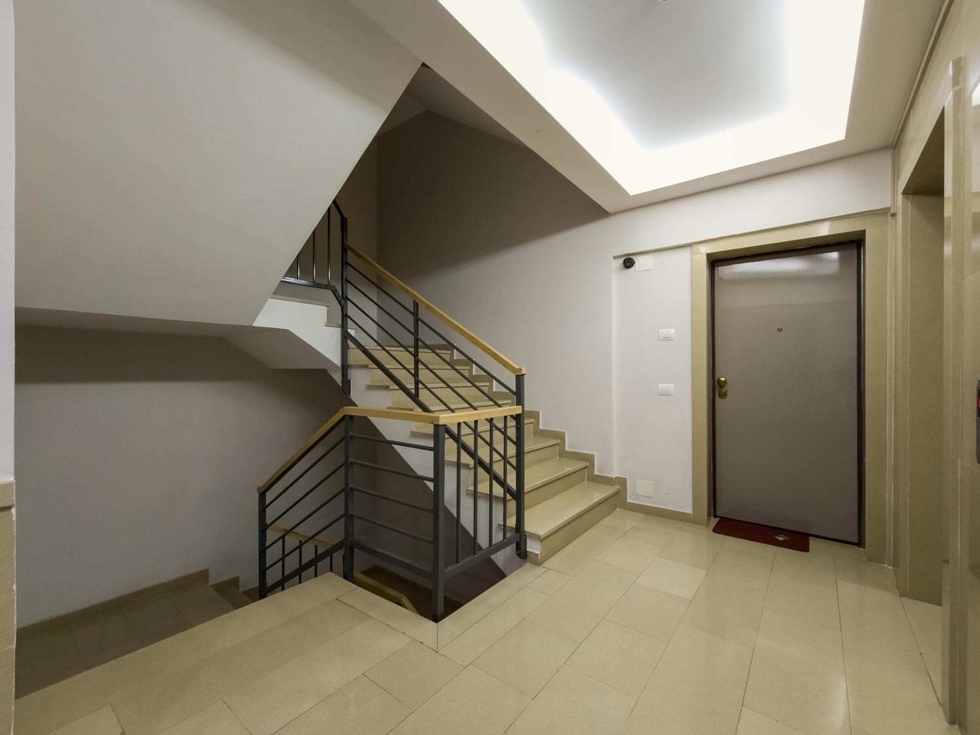 Pin Apartments Тирана Екстериор снимка